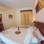 Hotel Venardos 3*