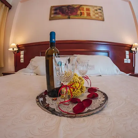 Hotel Venardos 3*