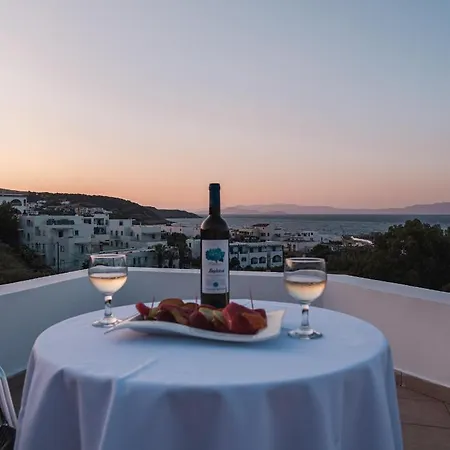 Venardos Hotel