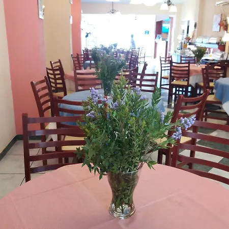 Venardos Hotel 3*