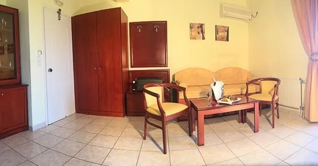 Venardos Hotell