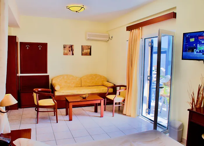 Venardos Hotell 3*